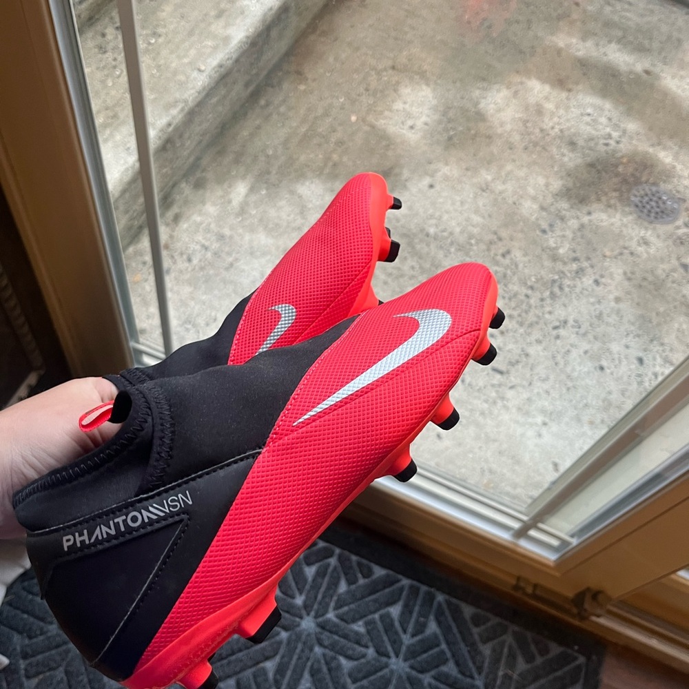 Nike phantom Soccer cleats